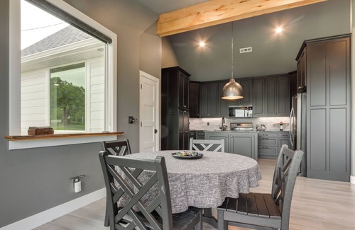 Rogers Apartment | 'LaRue Rendezvous' Luxe Stay at Historic Site