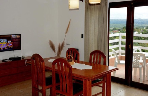 La Falda Cabin | Las Ardillas Cabañas y Suites