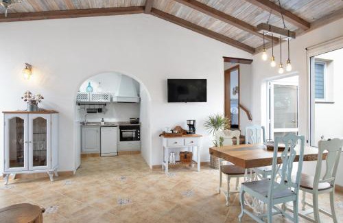 Jedey House | Las Golondrinas - A