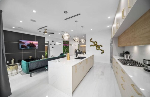 Victoria Park House | Las Olas Elements Home with Pool and Spa Near the Beach