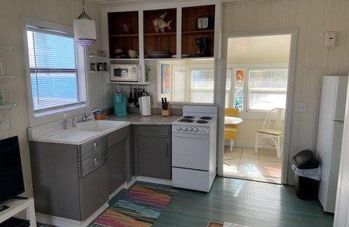 Flagler Beach Cottage | Las Palmas Cottage - In The Heart Of Flagler Beach!