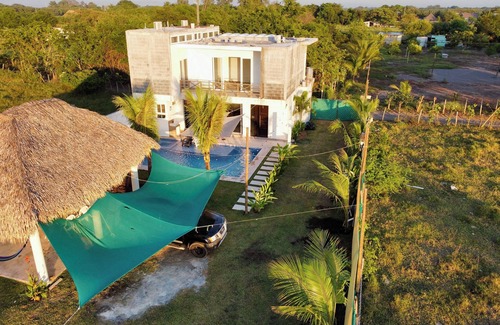 Monterrico House | Las Villas Taxisco, linda villa ubicada a 5 minutos de la playa!