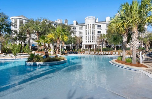Baytowne Wharf Condo | Lasata 3401-3403 ~ "Suite Sunshine" is your next favorite place to stay!