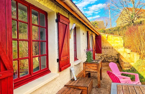 Montignac Cottage | Lascaux Countryside Gite - Family run and pet friendly