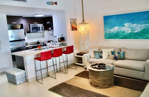 Guayacanes Apartment | LasOlasTower-JuanDolio 2BR-6Pax-3Bds-WiFi-HugeTerrace-LowerPenthouse
