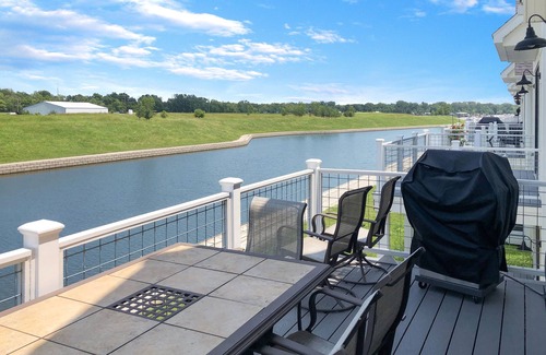 Ottawa House | Last Call Never | 3 Bed, 2.5 Bath