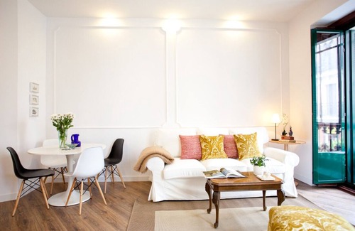 Centro Apartment | Last min rate Bright Central Goya Elegant Sol Suite