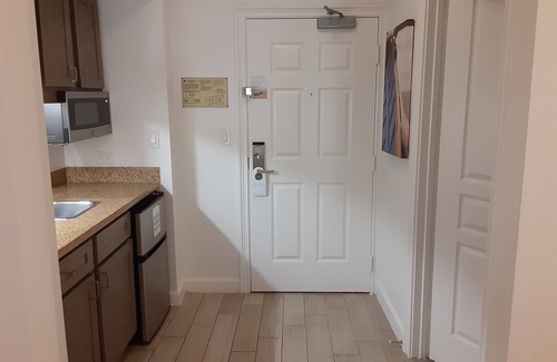 Florida North Atlantic Coast Villa | LAST MINUTE DEAL - Marriott Ocean Pointe Luxury! One Week Beach Fun & Relaxation