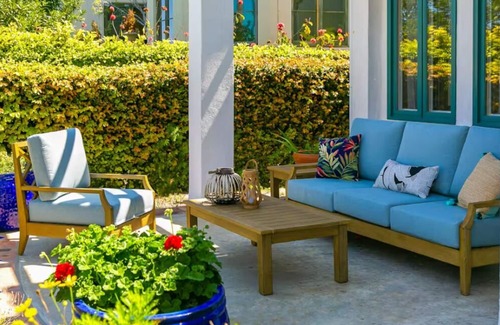 Country Club House | Last Minute Deals/A/C/Hot Tub/Close to All