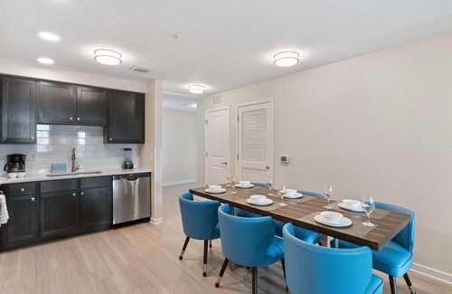 Florida Central Atlantic Coast Apartment | Last Minute Disney Getaway! Luxury Condo with Private Balcony. Book Now! #93991