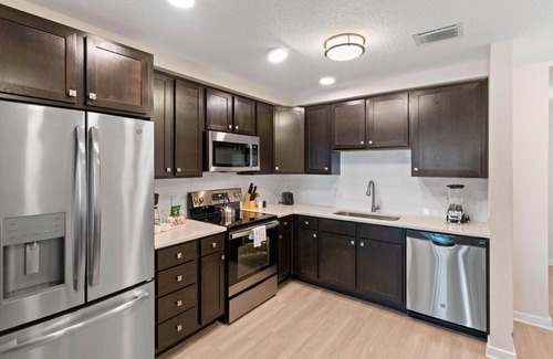 Florida Central Atlantic Coast Apartment | Last Minute Disney Getaway! Luxury Condo with Private Balcony. Book Now! #93993