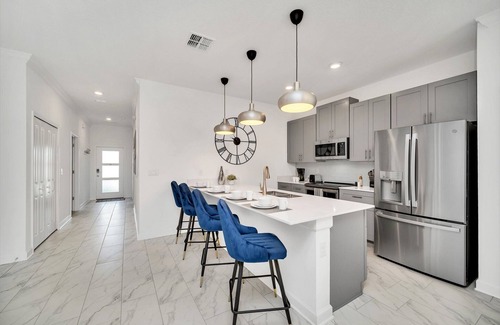 Kissimmee House | Last Minute Disney Getaway! Townhouse with Private Pool. Book Now! #56931
