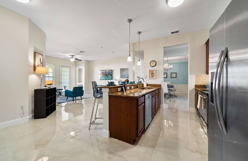 Florida Central Atlantic Coast Apartment | Last Minute Disney Getaway! Luxury Condo with Private Balcony. Book Now! #87353