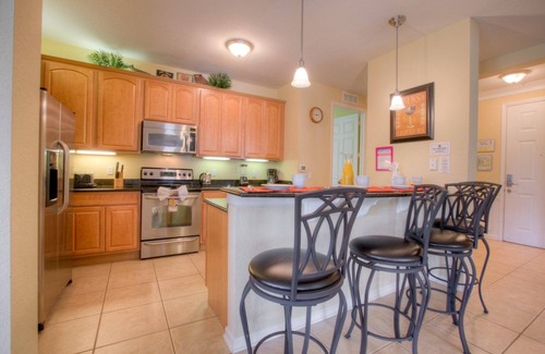 Florida Central Atlantic Coast Apartment | Last Minute Disney Getaway! Luxury Condo with Private Balcony. Book Now! #39196