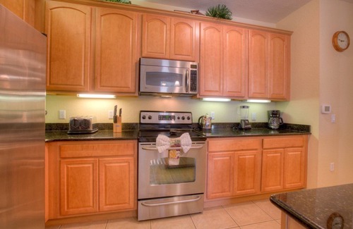 Florida Central Atlantic Coast Apartment | Last Minute Disney Getaway! Luxury Condo with Private Balcony. Book Now! #39196