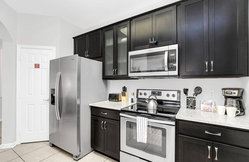 Florida Central Atlantic Coast Apartment | Last Minute Disney Getaway! Luxury Condo with Private Balcony. Book Now! #39284