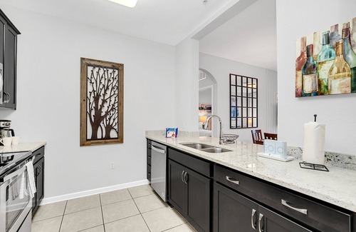 Florida Central Atlantic Coast Apartment | Last Minute Disney Getaway! Luxury Condo with Private Balcony. Book Now! #39284