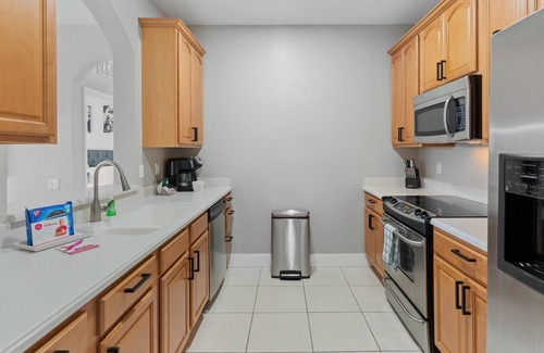 Florida Central Atlantic Coast Apartment | Last Minute Disney Getaway! Luxury Condo with Private Balcony. Book Now! #108469