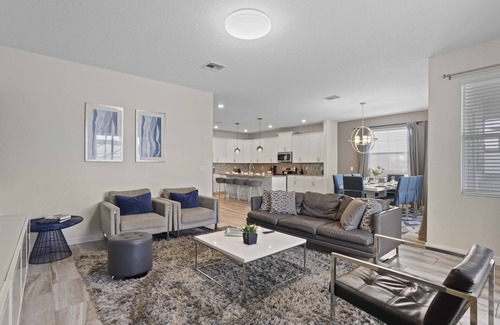 Kissimmee Villa | Last Minute Disney Getaway! Luxury Villa with Private Pool. Book Now! #125519