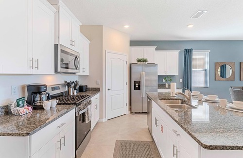 Loughman Villa | Last Minute Disney! Private Pool, Hot Tub, Game Room & Themed Bedrooms. Book Now! #88433
