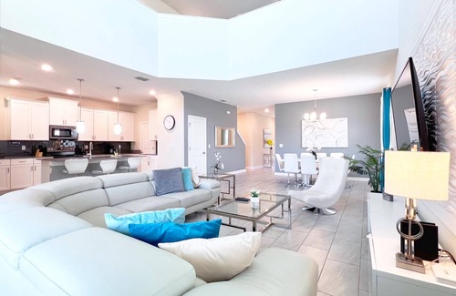 Kissimmee Villa | Last Minute Disney! Private Pool, Hot Tub, Game Room & Themed Bedrooms. Book Now! #90441
