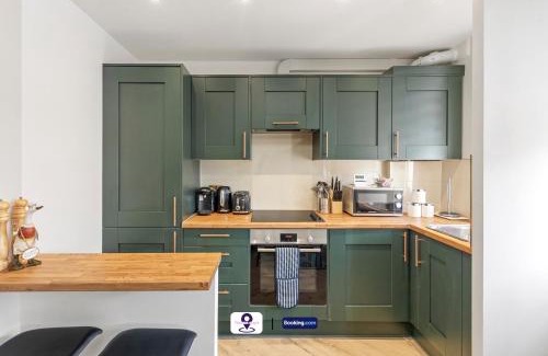 Shaftesbury Apartment | Last-Minute Specials ! Last Chance l Lavender Hill l Exclusive Deal on 2 Bedroom, High Spec Luxury Flat By Finesse Stays Short Lets & Serviced Accommodation London With Free WiFi