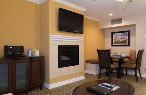 Coronado Resort | Last Minute Spring Break Rare Availability at Coronado Beach Resort