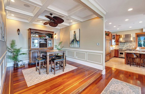 Bryn Mawr-Skyway House | Last minute Waterfront Escape-Oct 21-Nov 24 2025nCELEBRATE SEATTLE'S FALL ENERGY