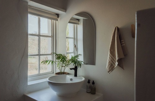Route 62 Other | Late 1800s Renovated Cottage on a Working Ostrich Farm in the Klein Karoo