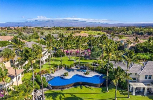 Waikoloa House | Late Summer Special with Golf Course Views - 2 Bed, 2 Bath Hawaiian Vacation