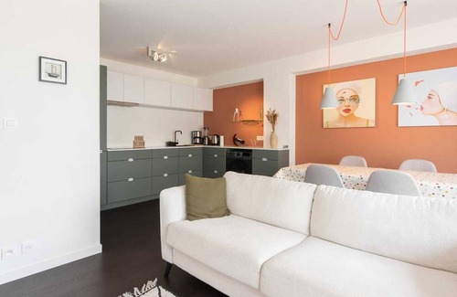 Mariakerke Apartment | Lateral sea view Apartment in Ostend