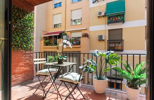 Embajadores Apartment | Latina Terrace IV apartment in Madrid