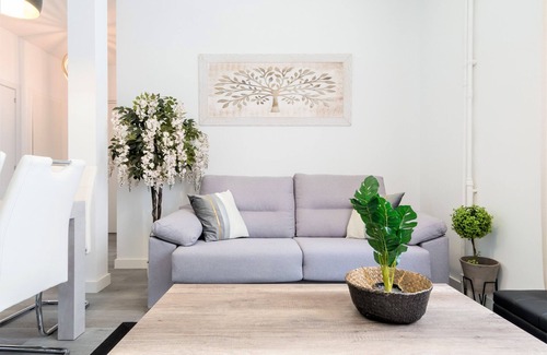 Embajadores Apartment | Latina XII apartment in Madrid
