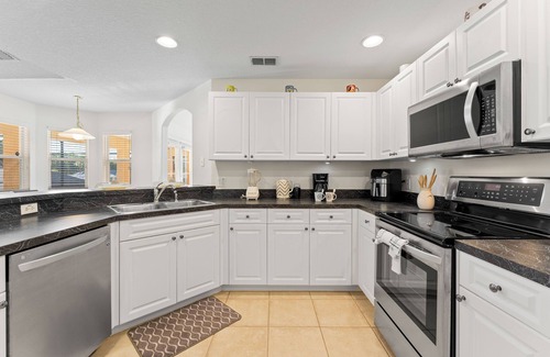 Tuscan Ridge House | Latitude Adjustment Tuscan Ridge – Private 4 BDR w/Pool and Spa!