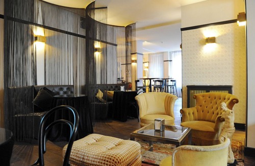 Matonge Hotel | Latroupe Hotel Le Berger.