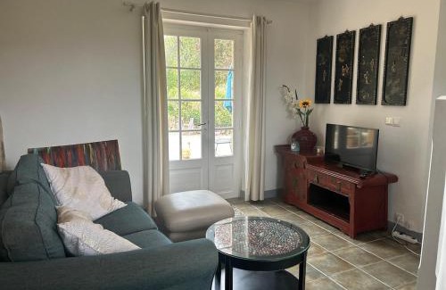 Berbiguieres Apartment | Laugerie Basse Gites Charming Pigeonnier Gite