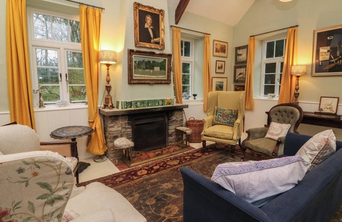 Clovelly Cottage | LAUNDRY COTTAGE, pet friendly, character holiday cottage in Clovelly