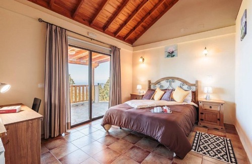 Puntagorda House | Laura house. Fat tip.