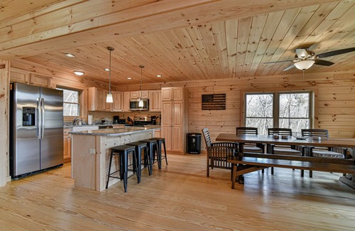 Black Mountain Cabin | Laurel Creek Falls | Pet-Friendly Log Cabin with Hot Tub, Fire Pit & Views!