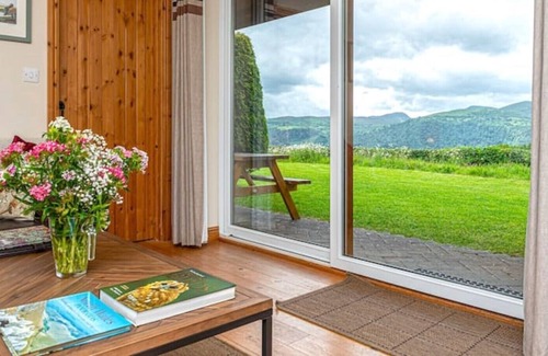 Eglwysbach Cottage | Laurel Indoor Pool · Hot Tub · Sensational Views