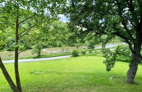 Peak Creek House | Laurel Winds - Laurel Springs, NC