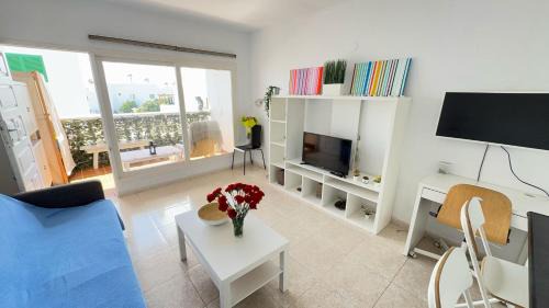 Los Pocillos Apartment | Lava Family
