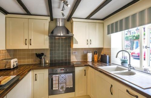 Bicton House | Lavender Cottage