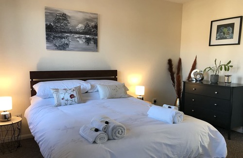 Sowerby House | LAVENDER COTTAGE, pet friendly with free private parking in Thirsk