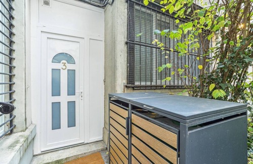 Ternes Apartment | Lavie Maison : Hot Tub & AC Near Arc de Triomphe