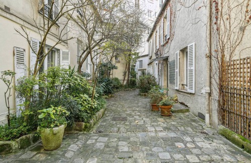 Ternes Apartment | Lavie Maison : Near Arc de Triomphe, Hot Tub & AC