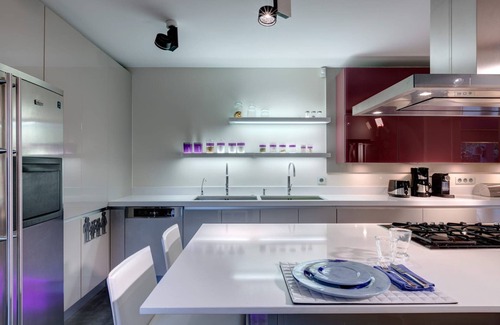 Makrigianni Villa | Lavish Athens Villa | Villa Melody | 4 Bedrooms | Beachfront!