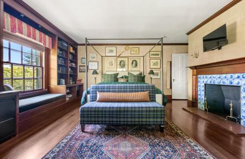 Dedham House | Lavish Boston Mansion For Short And Mid Term Stays