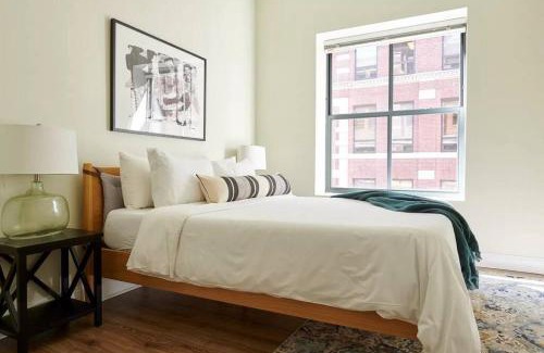 Boston Financial District Apartment | Lavish FIDI 2br 2ba Close to everything