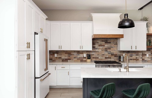 Southwest Village House | Lavish Luxuries-Pool/Spa, Games, Walk To Old Town!